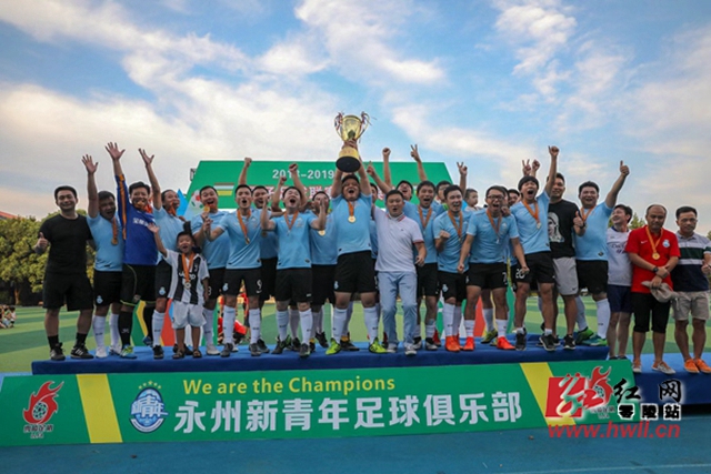 王睿泽22分青岛胜山东 崔晓龙19分江苏负宁波